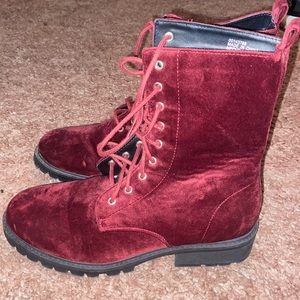 Red Velvet combat boots Womens 6.5